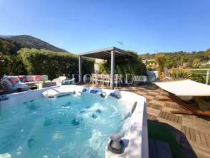 Vente Appartement 4 piècesRoquebrune-Cap-Martin