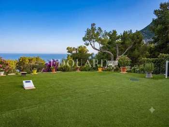 Vente Appartement 4 piècesRoquebrune-Cap-Martin