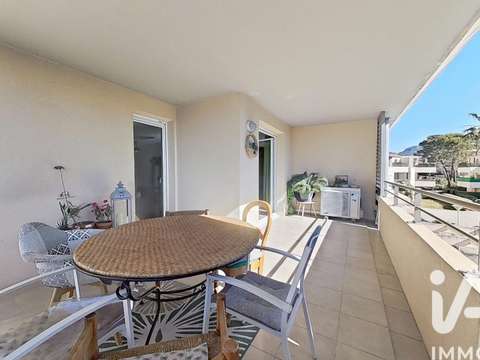 Vente appartement 3 pièces Roquebrune-sur-Argens 83