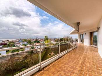 Vente appartement 6 pièces Royan 17