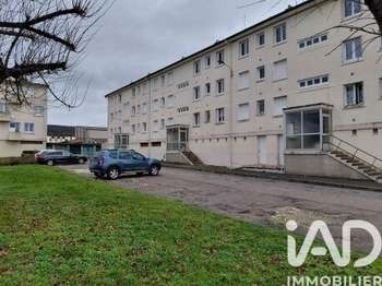 Vente appartement 4 pièces Saint-Amand-Montrond 18