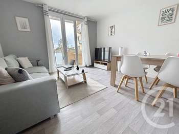 Vente Appartement 4 piècesSaint-Berthevin