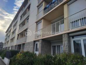 Vente Appartement 4 piècesSaint-Brieuc L'europe, Ginglin, Le Plateau, Zi