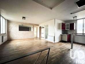 Vente Appartement 3 piècesSaint-Denis-de-l'Hôtel