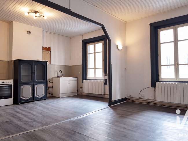 Appartement 3 pièces 53 m² · à Saint-Étienne · 53 m² · 55 000 €