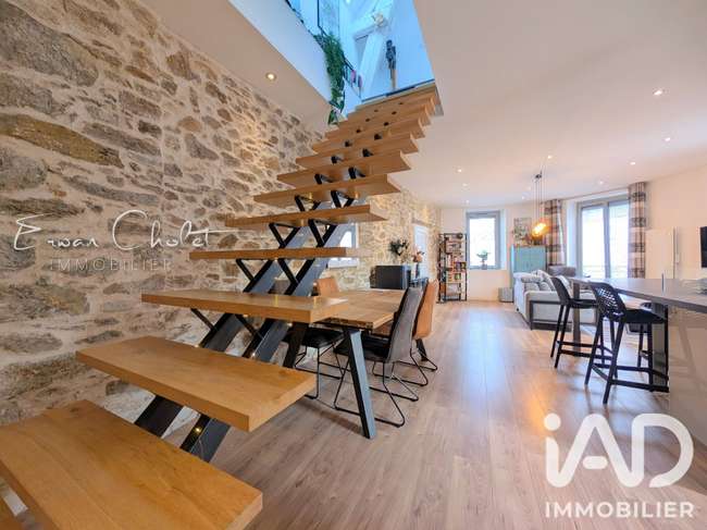 Appartement 5 pièces 102 m² · à Saint-Étienne-de-Montluc · 102 m² · 265 200 €