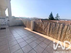 Vente Appartement 3 piècesSaint-Genest-Lerpt