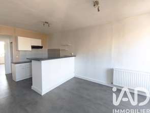 Vente Appartement 3 piècesSaint-Genest-Lerpt