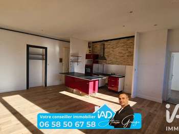 Vente Appartement 3 piècesSaint-Genest-Lerpt