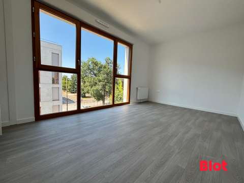 Vente appartement 4 pièces Saint-Jacques-de-la-Lande 35