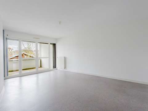 Vente appartement 4 pièces Saint-Jacques-de-la-Lande 35