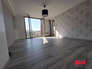 Vente Appartement 4 piècesSaint-Jacques-de-la-Lande