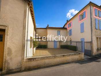 Vente appartement 3 pièces Saint-Jean-d'Angély 17