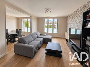Vente Appartement 4 piècesSaint-Jean-de-la-Ruelle