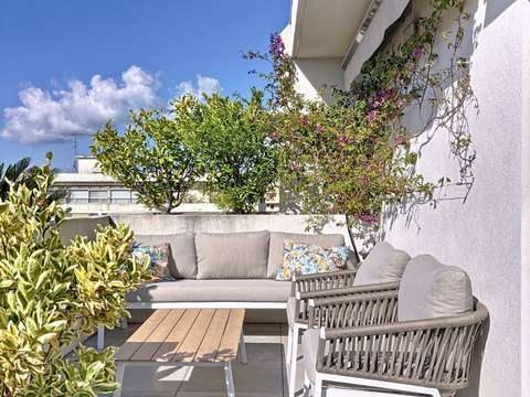Vente appartement 4 pièces Saint-Laurent-du-Var 06