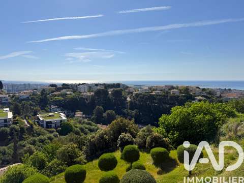 Vente appartement 3 pièces Saint-Laurent-du-Var 06