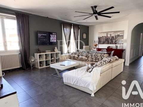 Vente appartement 5 pièces Saint-Laurent-du-Var 06