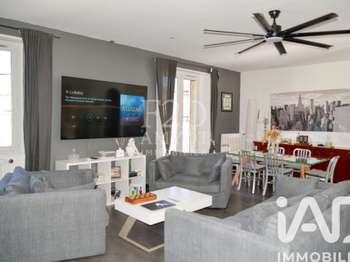 Vente appartement 5 pièces Saint-Laurent-du-Var 06