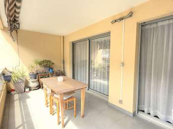 Vente appartement 3 pièces Saint-Laurent-du-Var 06