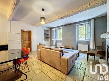 Vente appartement 3 pièces Saint-Paul-en-Forêt 83