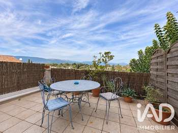 Vente appartement 2 pièces Saint-Paul-en-Forêt 83
