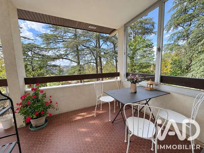 Appartement 5 pièces 116 m² · à Saint-Priest-en-Jarez · 116 m² · 295 000 €