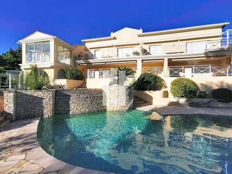 Vente appartement 3 pièces Saint-Raphaël 83