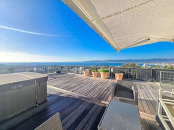 Vente appartement 5 pièces Saint-Raphaël 83