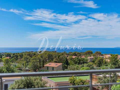Vente appartement 4 pièces Saint-Raphaël 83