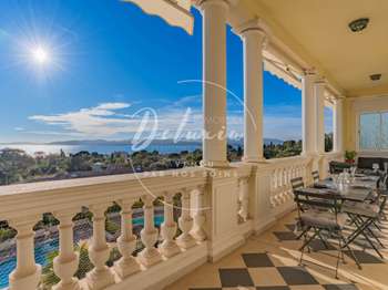 Vente appartement 4 pièces Saint-Raphaël 83
