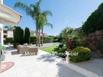 Vente appartement 3 pièces Saint-Raphaël 83