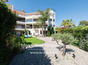 Vente appartement 3 pièces Saint-Raphaël 83