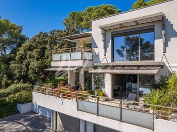 Appartement 4 pièces 124 m² · à Saint-Raphaël · 124 m² · 1 230 000 €