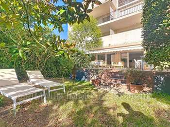 Vente Appartement 4 piècesSaint-Tropez