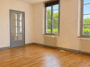 Vente Appartement 6 pièces +Saintes