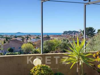 Vente Appartement 5 piècesSanary-sur-Mer