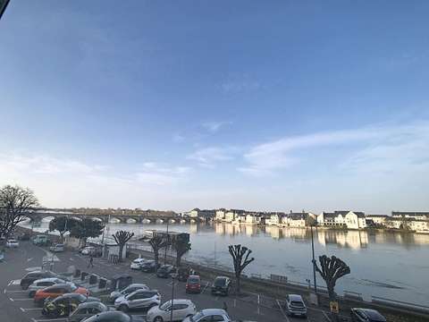 Vente appartement 4 pièces Saumur 49