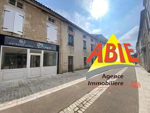 Vente Appartement 4 piècesSauzé-Vaussais