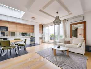 Vente Appartement 5 piècesSuresnes
