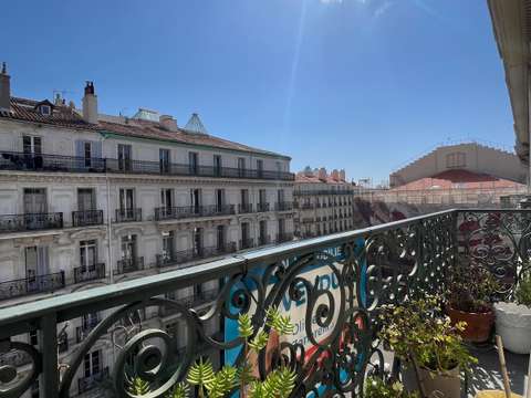 Vente appartement 5 pièces Toulon 83