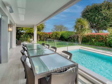 Vente appartement 10 pièces Vallauris 06
