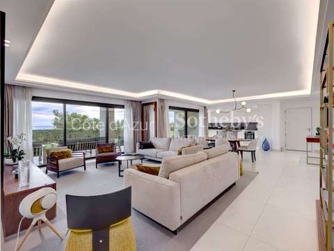 Vente appartement 4 pièces Vallauris 06