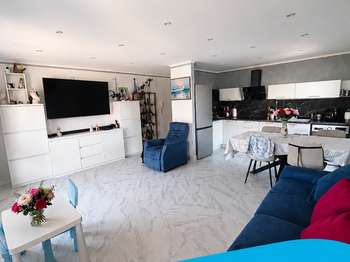 Vente appartement 3 pièces Vallauris 06