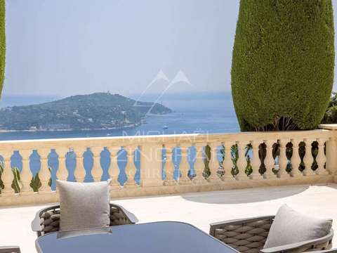 Vente appartement 4 pièces Villefranche-sur-Mer 06