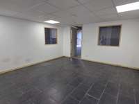 Bureaux et commerces 2 pièces