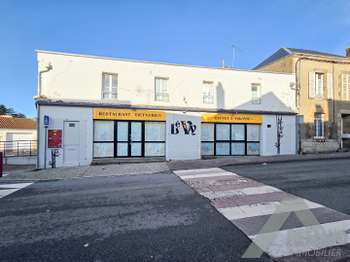 Bureaux et commerces 5 pièces