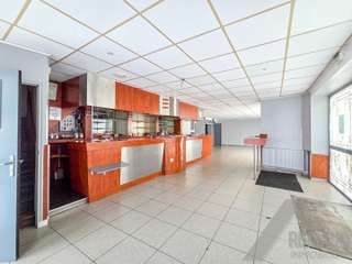 Bureaux et commerces 5 pièces