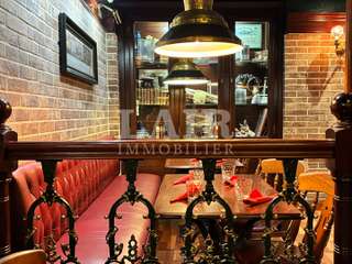 Bureaux et commerces 10 pièces