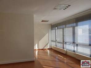 Vente Bureaux et commerces 58 m&sup2;Alençon