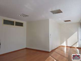 Bureaux et commerces 3 pièces